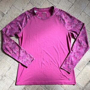 Reel Legends(sunscreen material) Vibrant Pink Top with Patterned Accents, size S